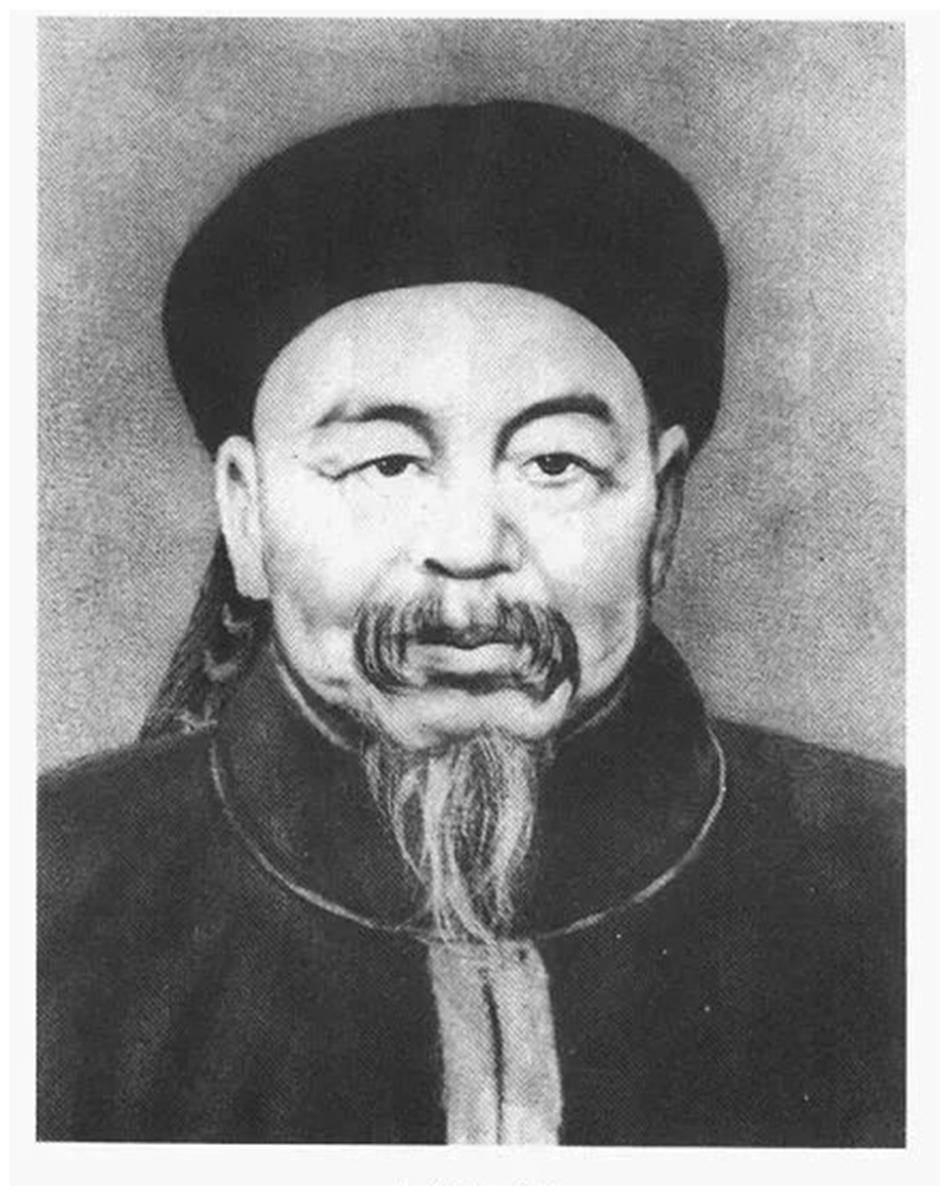 左宗棠倒插门进了周家，连生三个女儿后，妻子劝他纳妾，左宗棠死活不肯，岳母说：“要