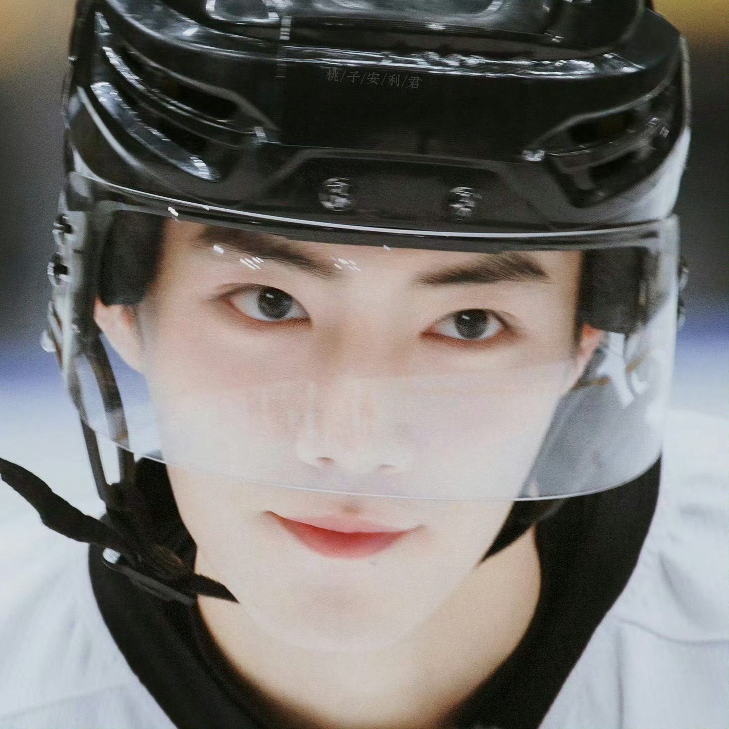 好爱这个头像，超好看！！