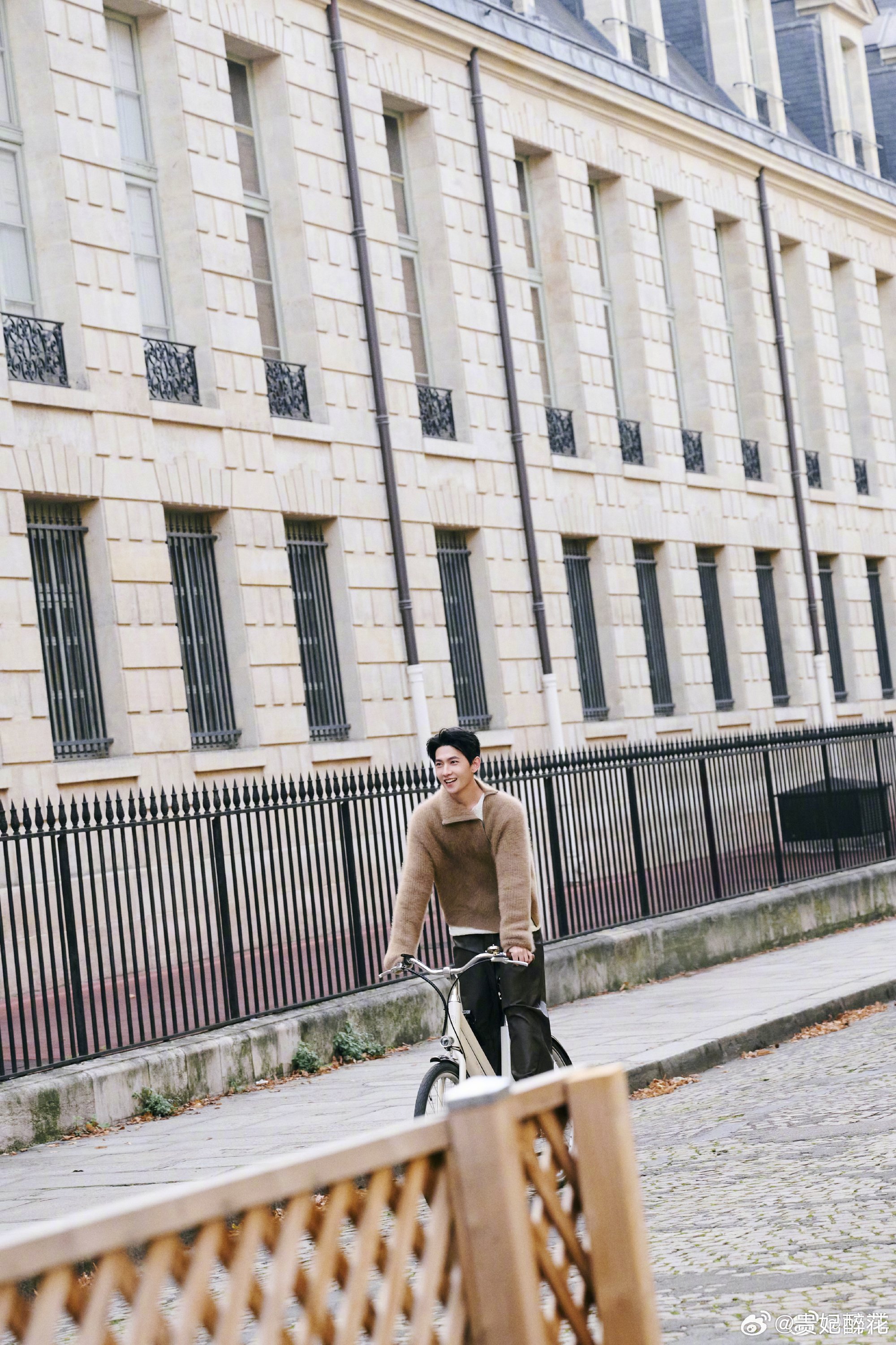 杨洋 今日营业🍂 ​​​