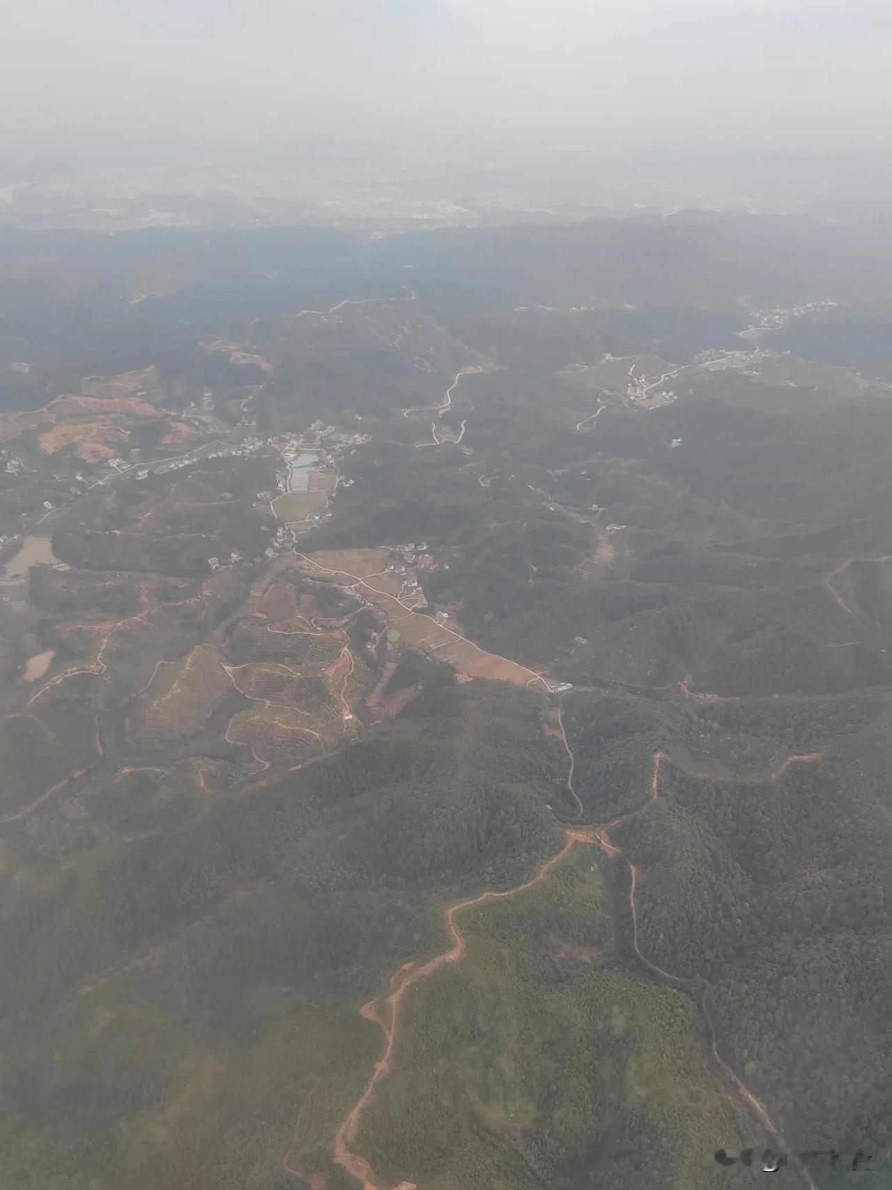 江西的山和山西的山

江西的山和山西的山，这个名字有点拗口。
山西，江西，都有一