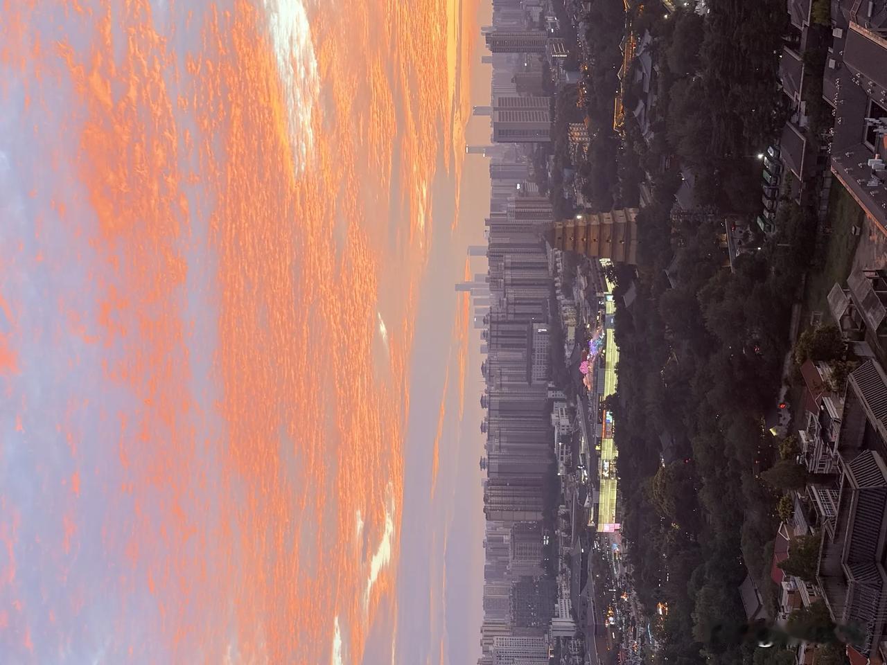 不说别的，就说地摊上卖小吃的河南人，他们做生意和与人交往的本领，是大多数陕西人所