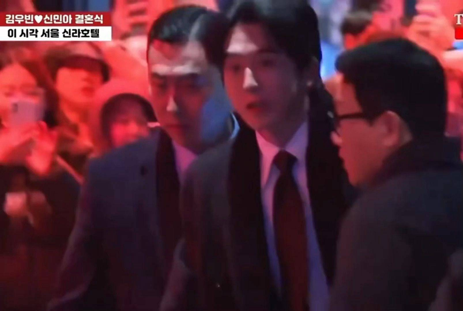 南柱赫参加金宇彬申敏儿婚礼 这么多人都去了，也不差我一个了