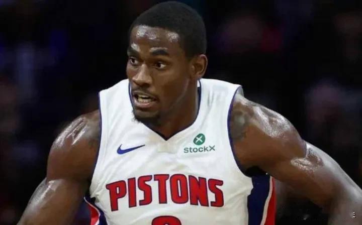 东部那边打的太难受了，原因就是因为老大都出战了，学学西部把老大轮休吧，湖人老大老