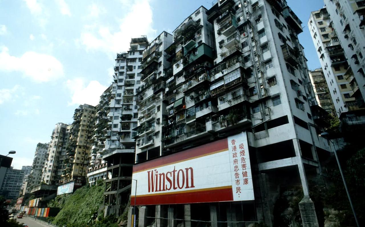 住宅楼，香港，1985年摄。 ​​​