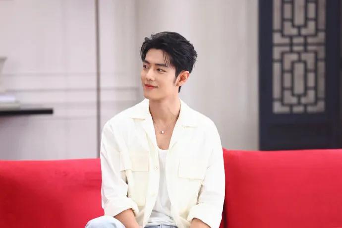 见证时刻！7月18日，X玖少年团全员改名，肖战也将微博从“X玖少年团肖战DAYT
