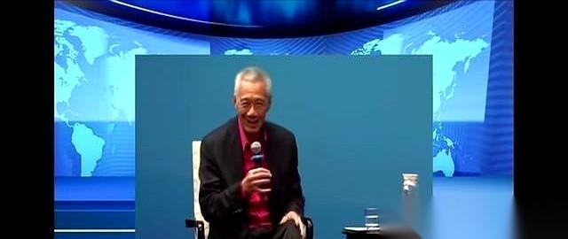 他说：我们和中国人同宗同祖。
台下，他自己的人民，笑了。
这声笑，比他说的一万句