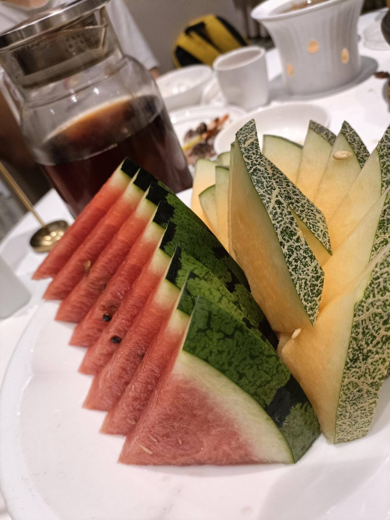 哪个人没有私心只为公? 哪个人没有私心只为公？这问题还挺扎心。其实生活里，每个人