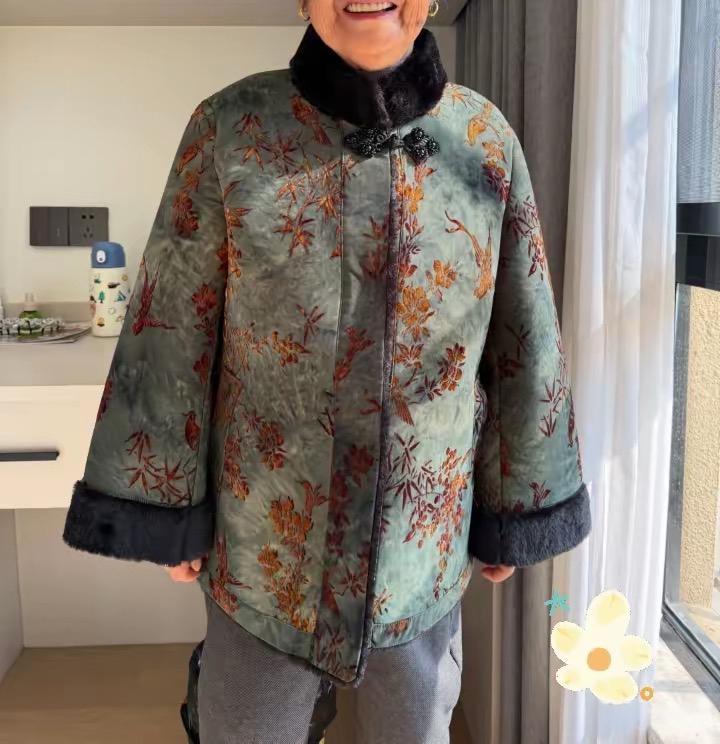 这个衣服穿身上效果真的是一点也不好看