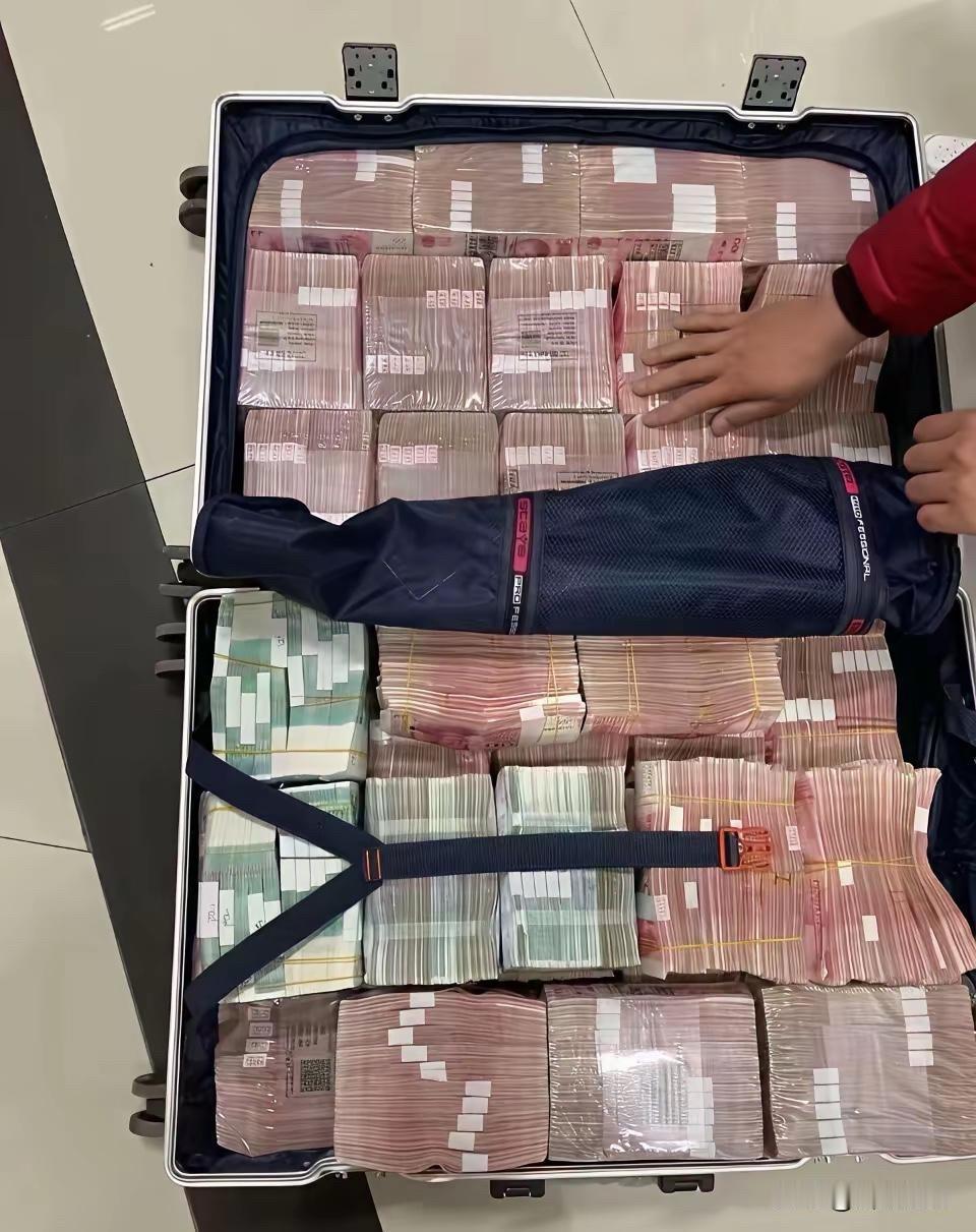 说句实话：假如这些钱是你们从澳门赢来的，第一件事想做什么？不犹豫不思考，要快速说