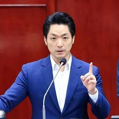 台北市市长、蒋介石的曾孙蒋万安直接把话说死了！他当着媒体的面斩钉截铁地说，自己绝