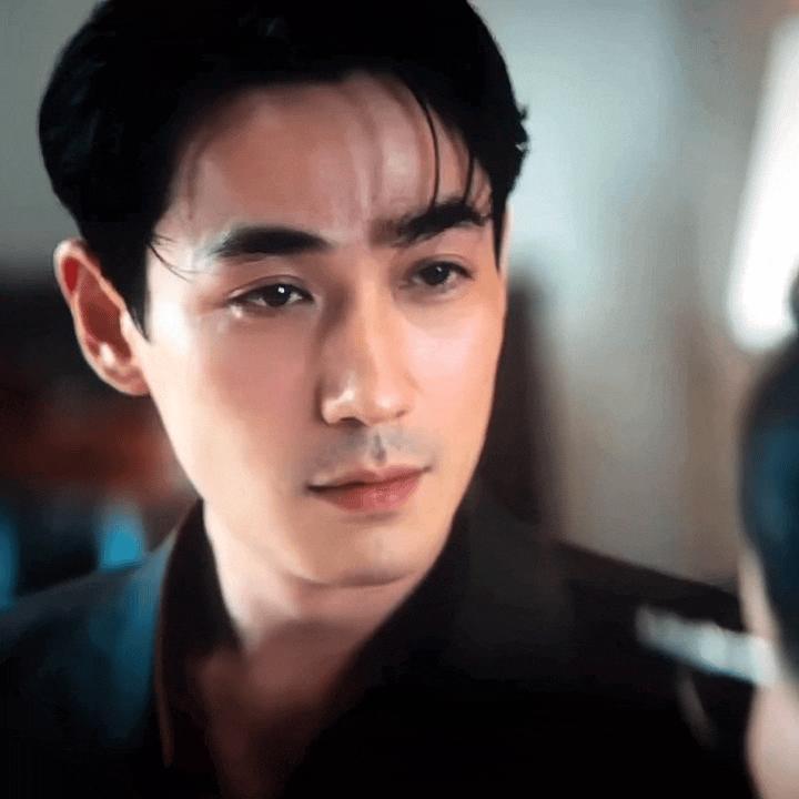 顶着这么萌的一张脸，张口就问人家要20亿 [捂嘴哭]朱一龙万梓强 · 朱一龙电影