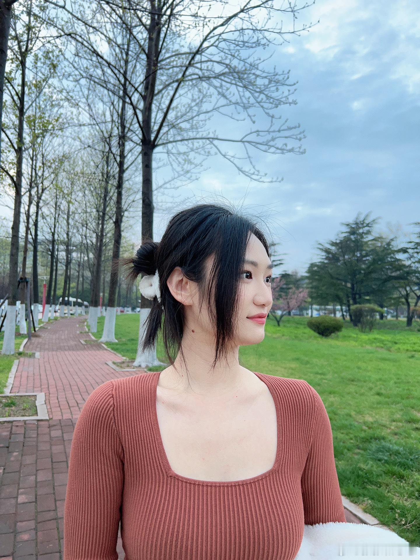 所谓的对方“不沟通”或者“冷暴力”只是一个结果，一定要从之前的行为（你和他）中去