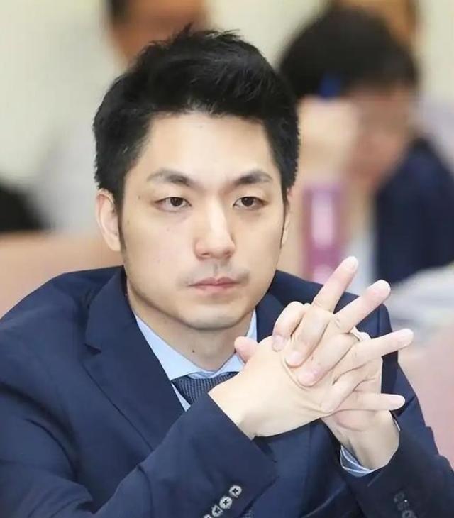 台北市长蒋万安撂了句狠话！他表示，如果大陆军机继续在台海绕飞演习，他就要停掉创办