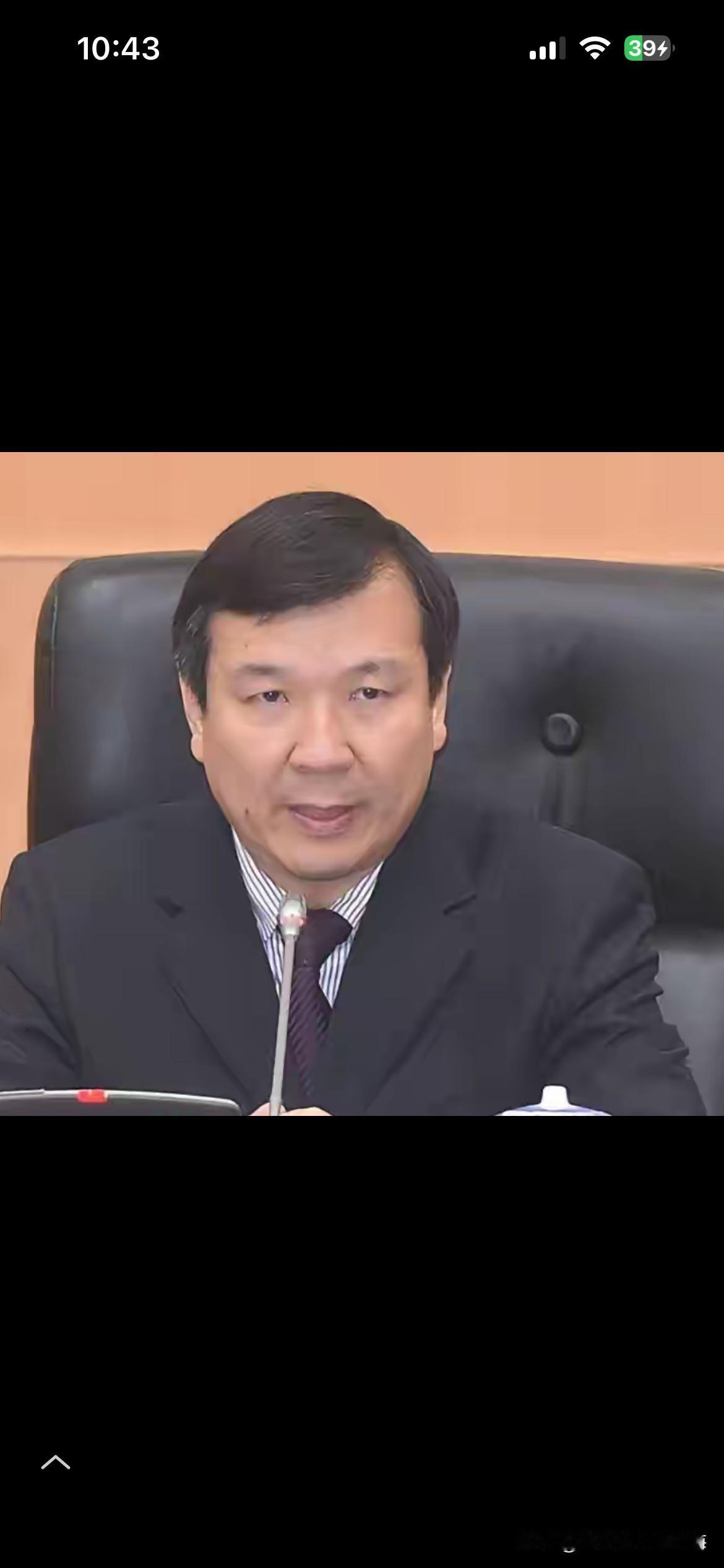 在日本首相因“台湾有事、日本自卫”激怒中国之际，台湾驻日本代表李逸洋叫嚣，台湾人