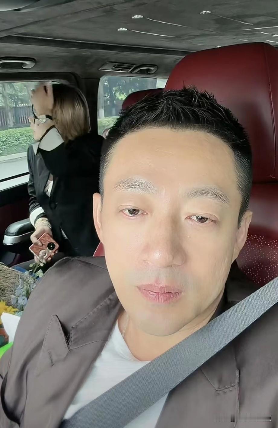 52家店了，老板还在去新店的路上喊着让顾客提意见。
你见过几个老板，生意做到这个