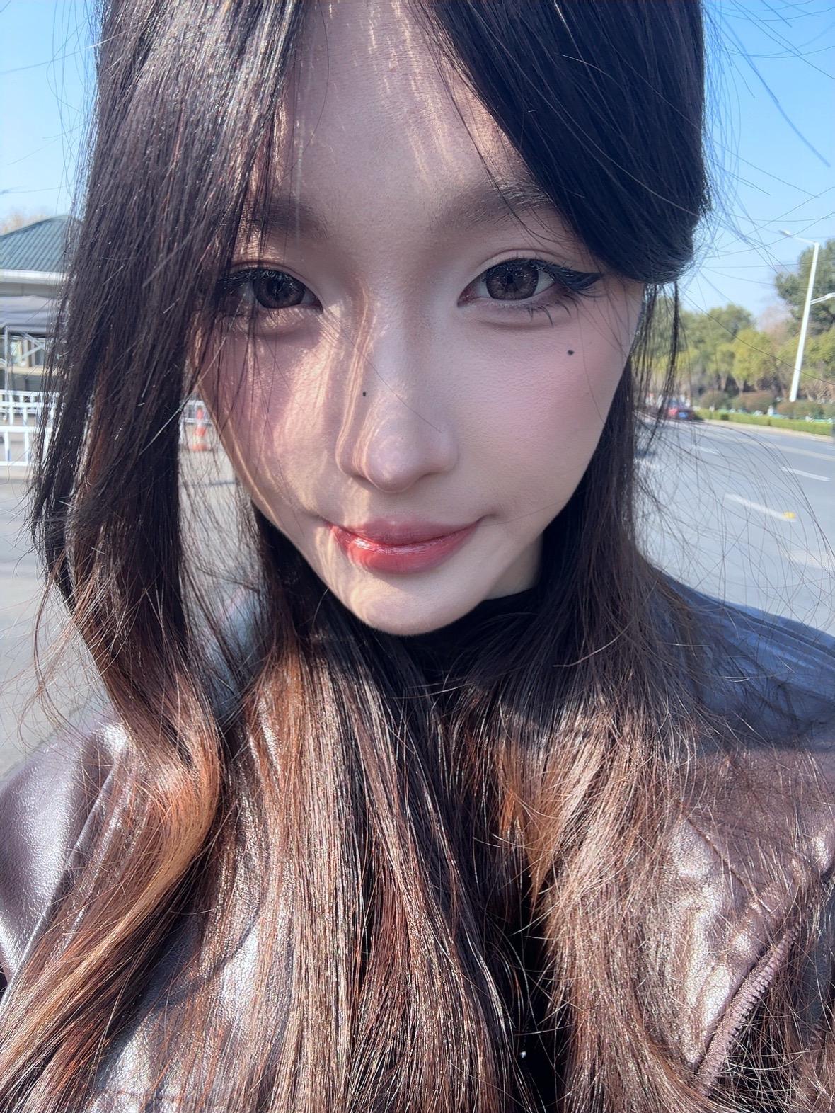 右滑品尝我高超的p图技术🔜