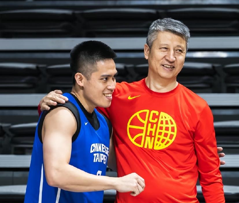 中国男篮胜算有多大？怎么看都不超过50%，两支队伍同一天，中国队在沈阳主场，被日