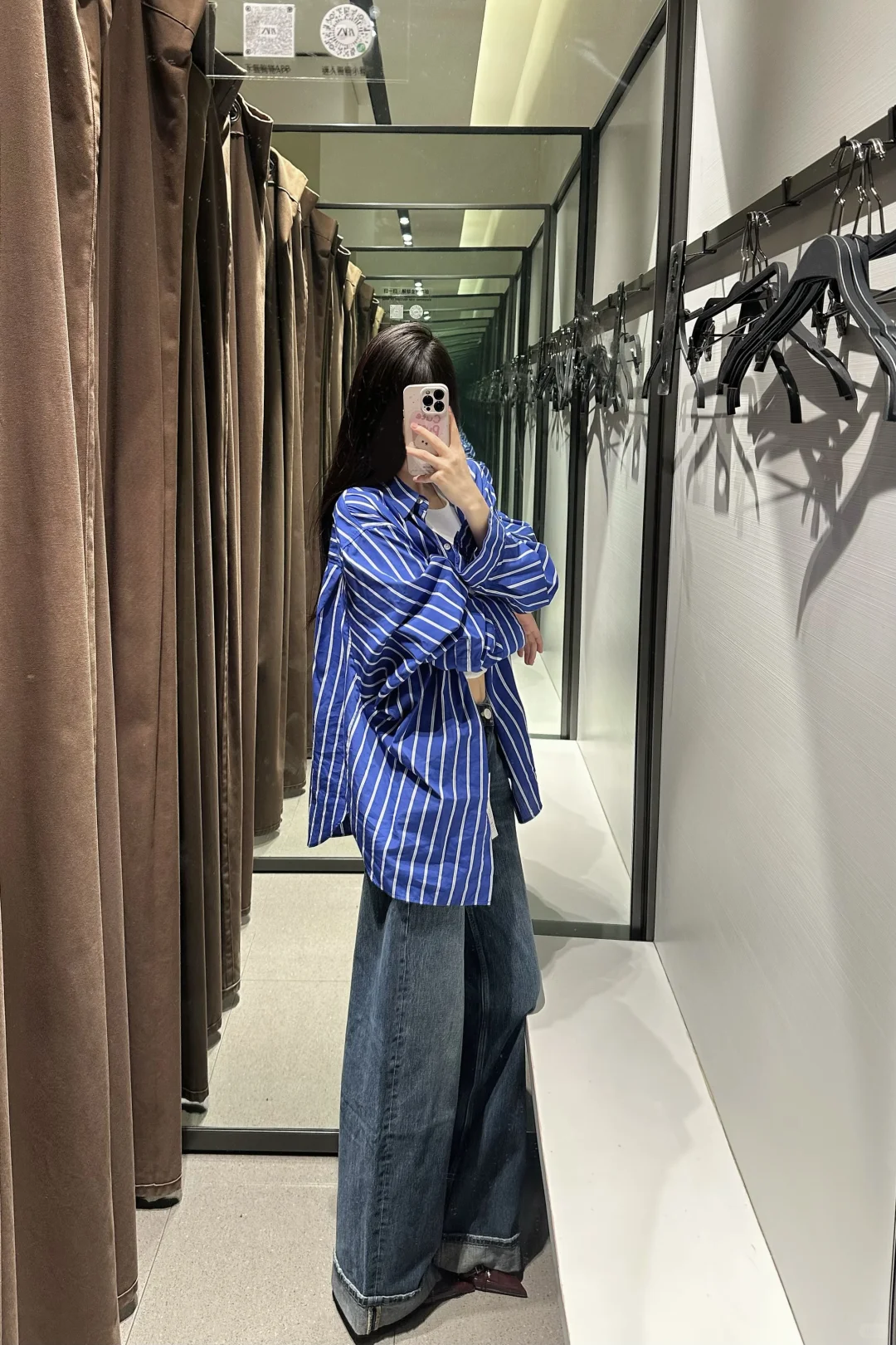 窝趣….zara真有你的！！