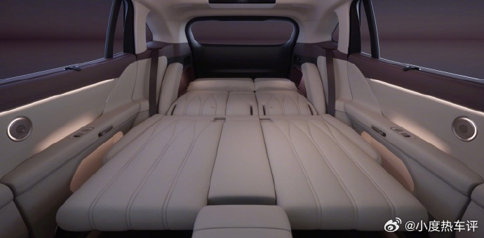 【启境 GX7 全球首秀：定位智能阔五座 SUV 车型，首创 20 秒一键自动成