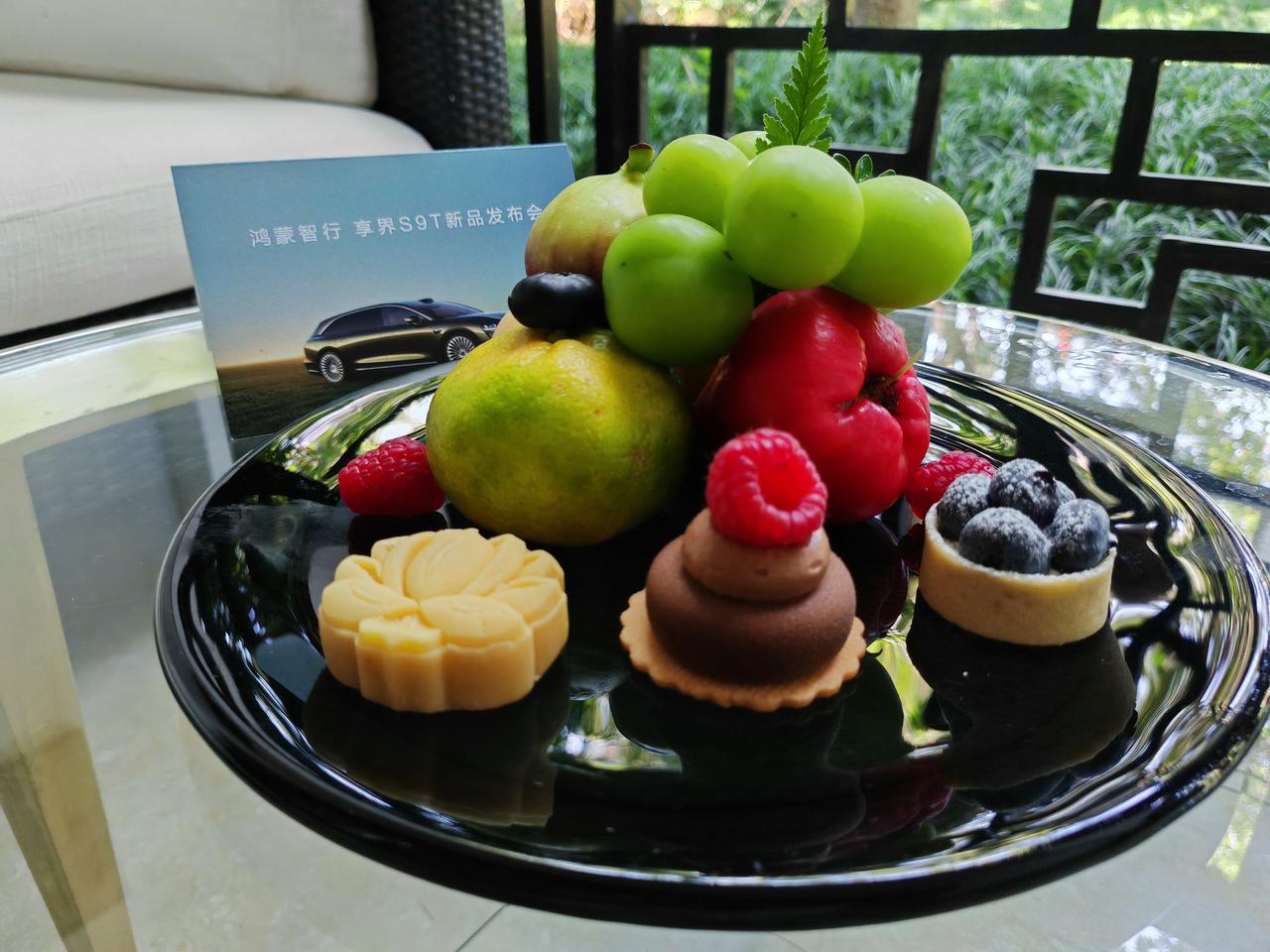 的“旅拍模式”有点意思，把“一路风景一路收藏”做成了卖点，用影像叙事来打动追求生