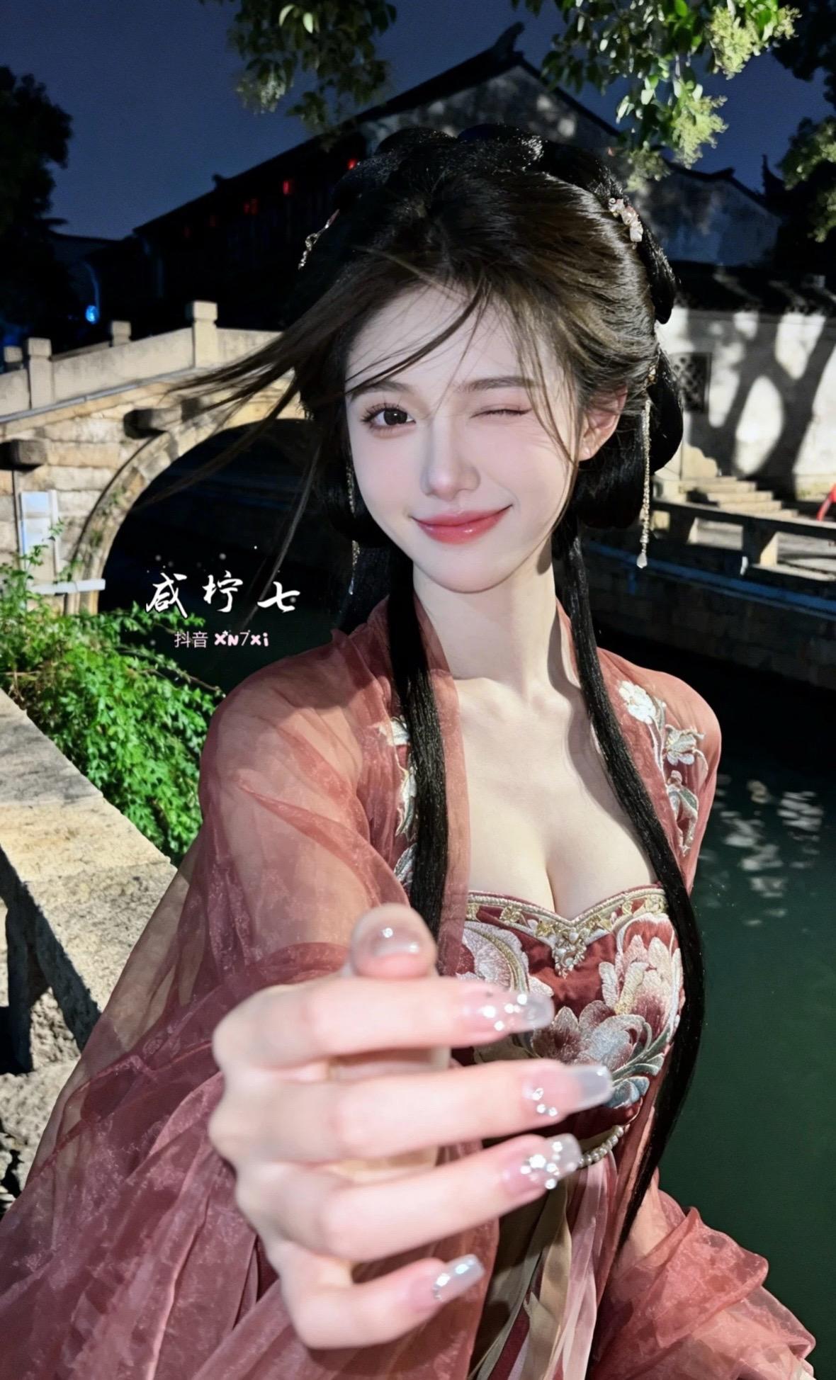 隔岸白止 原创古风计划 古风 汉服