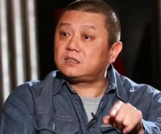 突然发现统一台湾省的建议，王朔的思路太妙了！他曾说，统一台湾不需要打仗，先宣布台