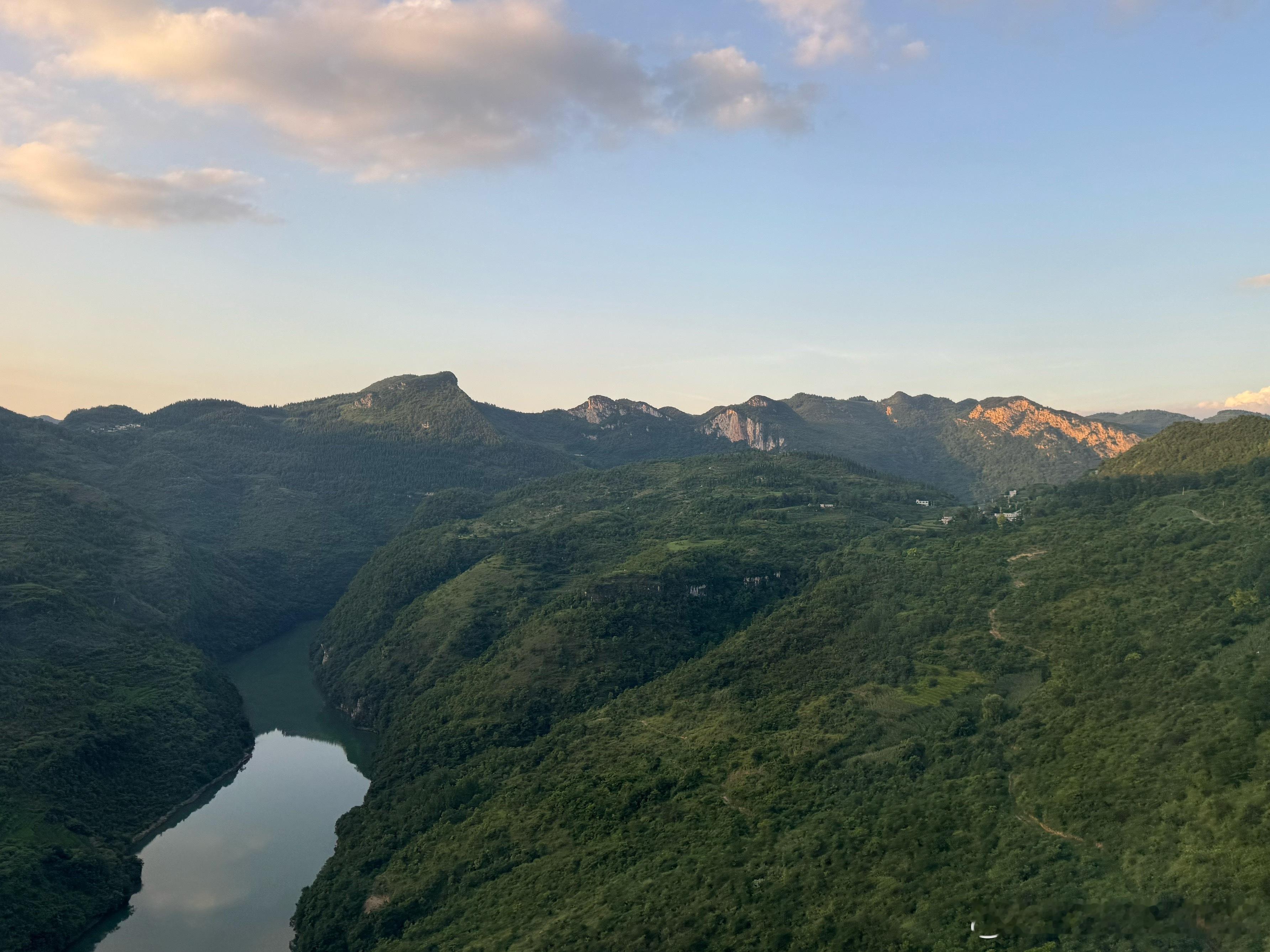 鸭池河 