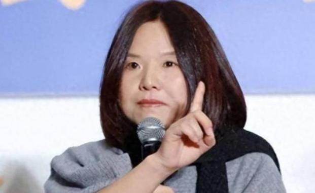 “中国的钱我是不会还的！”一位女企业家曾欠下200亿巨额债务，却一分钱都不还。随