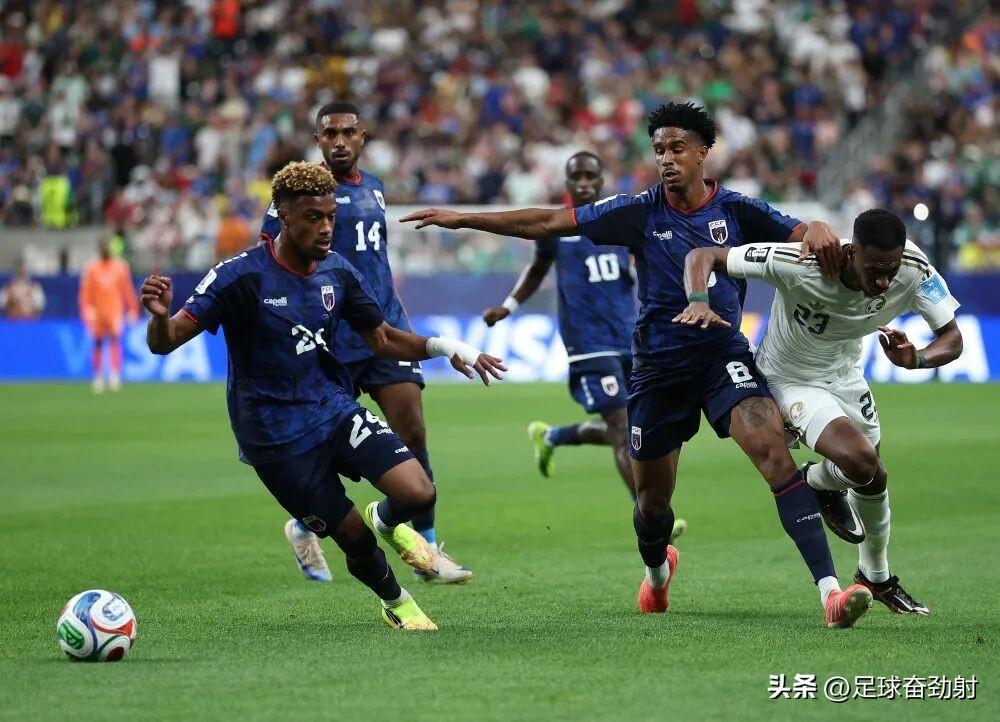 岛国佛得角的世界杯奇迹还在继续，因为他们居然神奇地小组出线了！如果说首战摆大巴逼