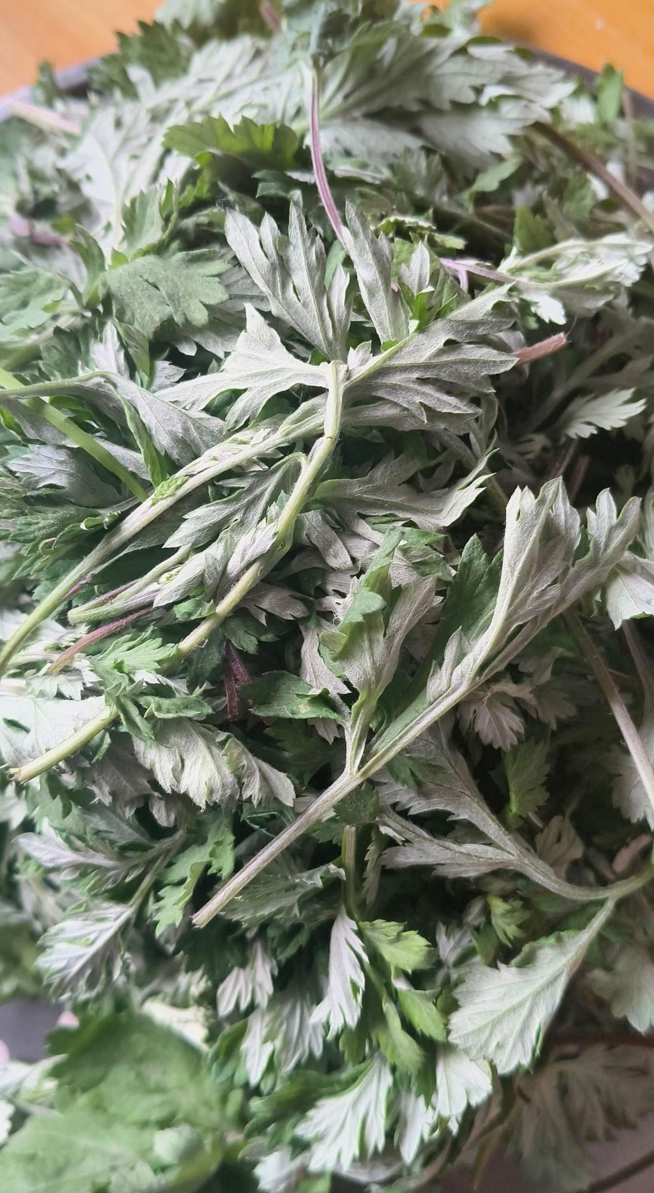 南阎浮提众生，其性刚强，难调难伏！人心执念如毒，堵塞气脉，耗尽精神！
东方神草阴