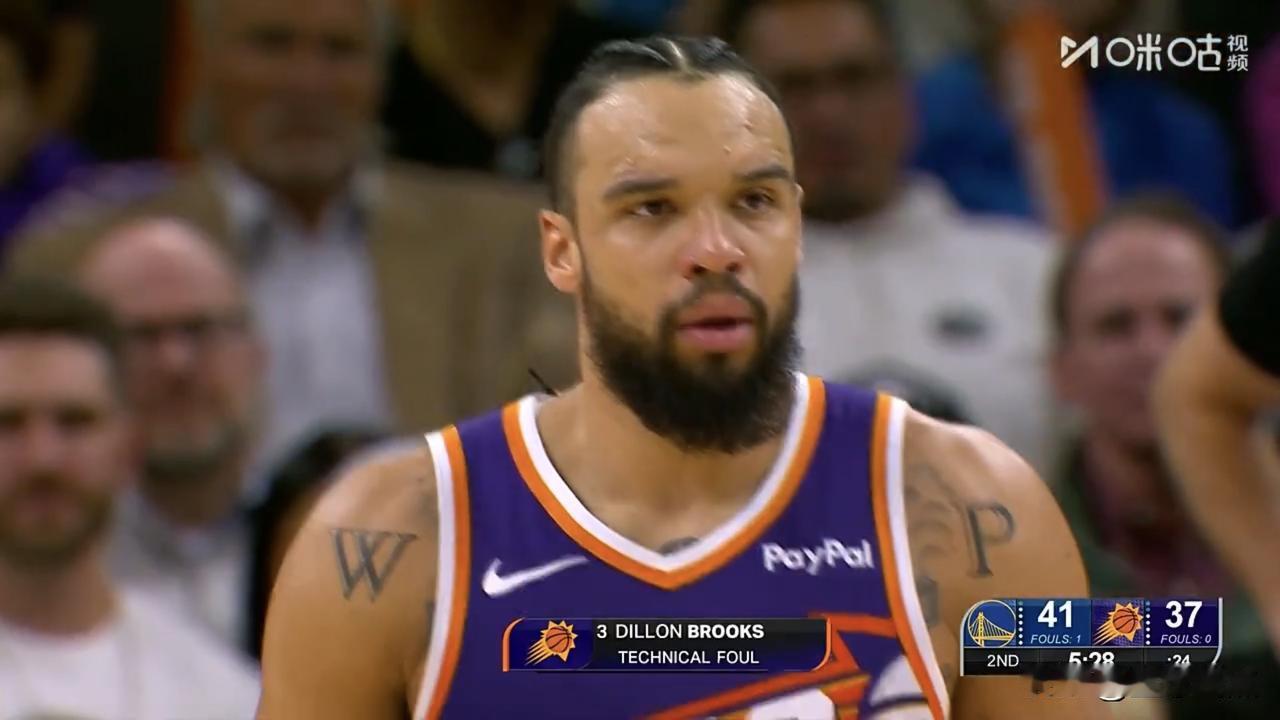 又是狄龙，第第四节最后28.3秒，狄龙对库里的恶意犯规，会不会改变走势，狄龙一级