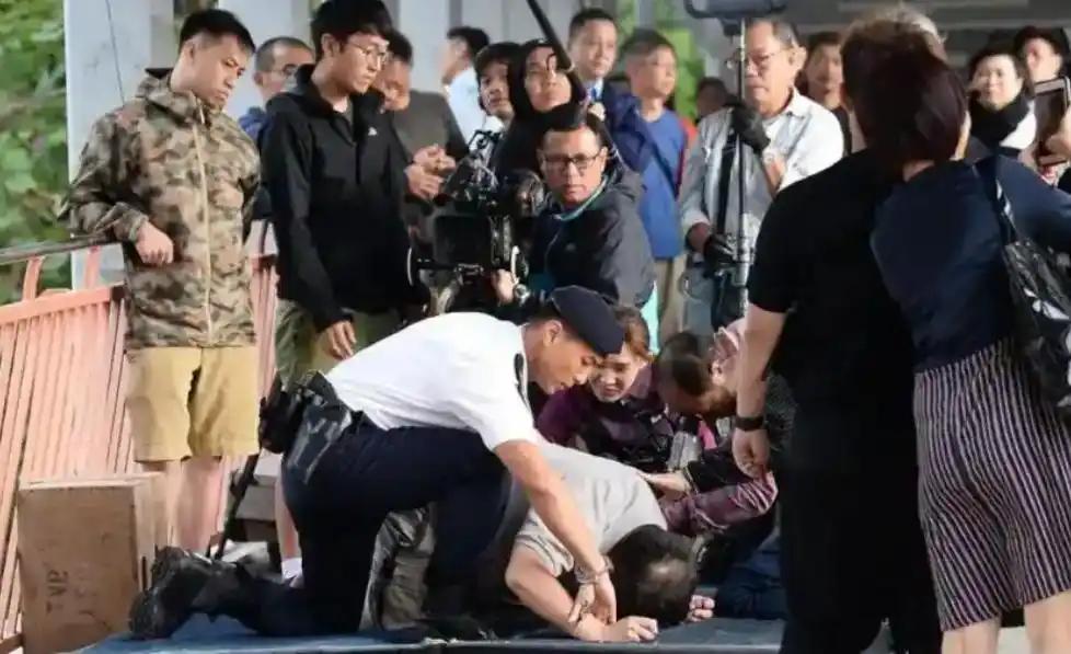 中国游客在日本遭遇连环骚扰与拒服务！官方紧急发出旅行预警，你还敢去吗？

麻烦看