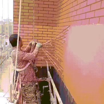 一开始还以为是瓷砖一块一块贴上去的，真的没有想到会是这样。