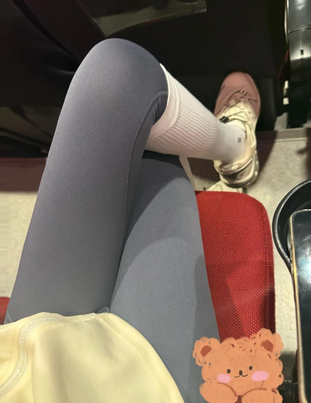 又是一个人观影.[伤心]