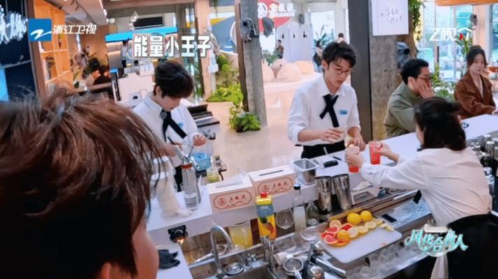 井胧的sbti是销冠型人格吧风华合伙人 井胧这销冠型人格，简直是情绪价值永动机！