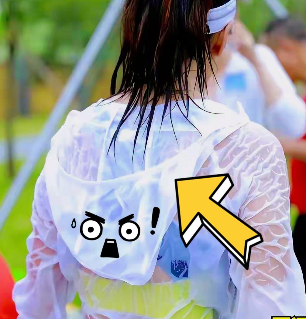 杭州那个33岁、坚持晨跑的女人，出事了。
人是跑完回到家，刚进门，鞋都没来得及换