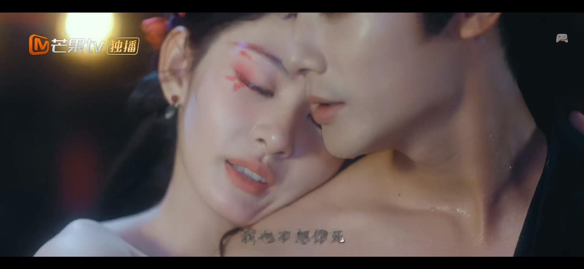 于正夸郑业成有性张力于正追《在你眉梢种红豆》这么真情实感的嘛，说自己不敢开声音，