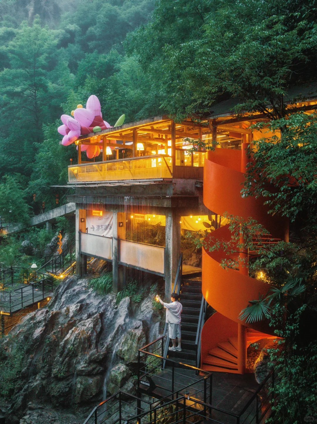 不是巴厘岛，就在杭州！夏日小众玩水避暑地