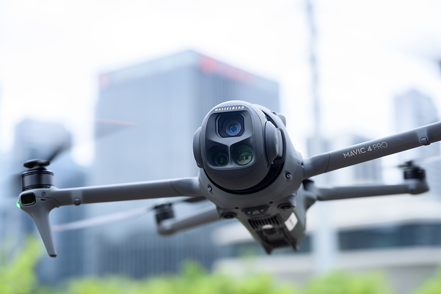 聊聊刚发布的大疆Mavic 4 Pro，熟悉的折叠收纳结构，方便无人机的收纳和携