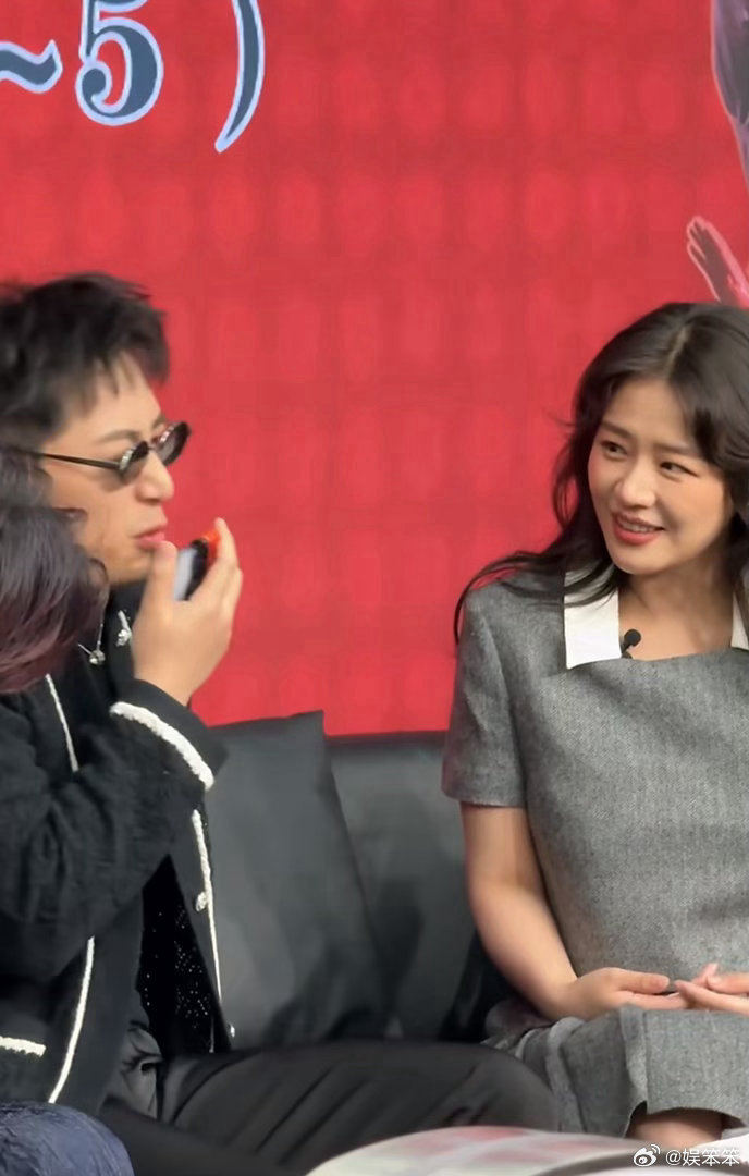 白客对马思纯撒娇说我爱你 电影扫楼白客玩撒娇挑战，怒音说“我爱你”反差感绝了，又