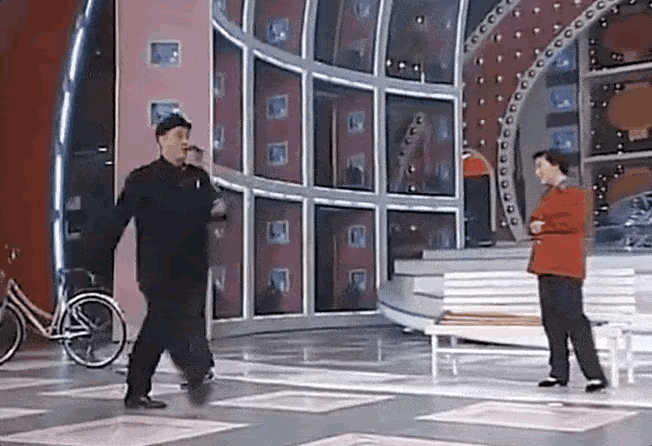 春节将至，春晚自然就成了人们热议的话题，而今年关于赵本山是否重返央视春晚的话题一