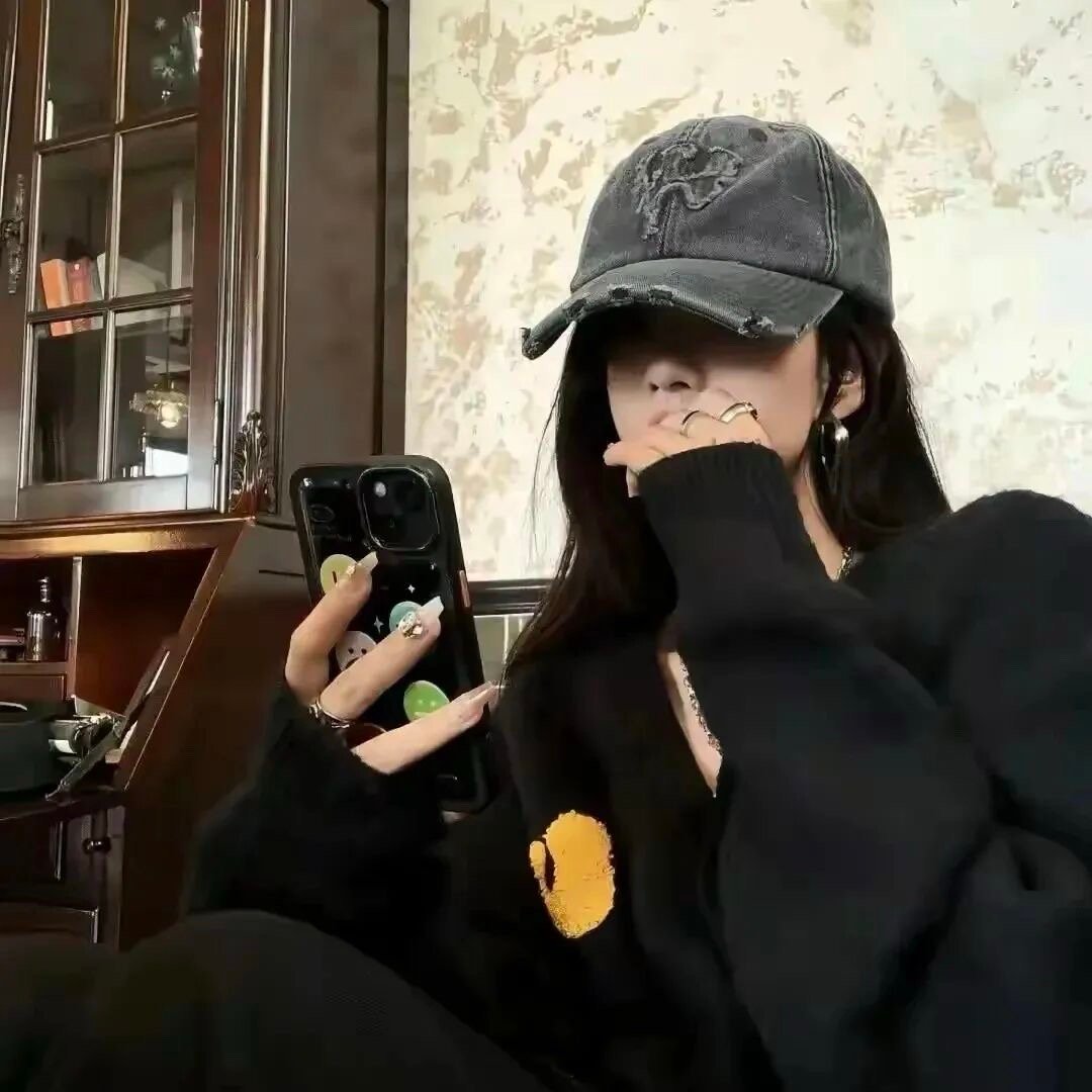 我有精神病 我接受不了爱情平等 爱我就给我当狗 ​​​