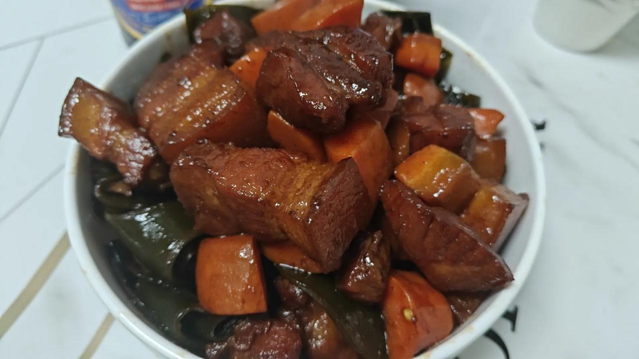 一个多小时前，七侄女来了一个电话，是这样说的：“老姑我在沈阳外环，两个多小时以后