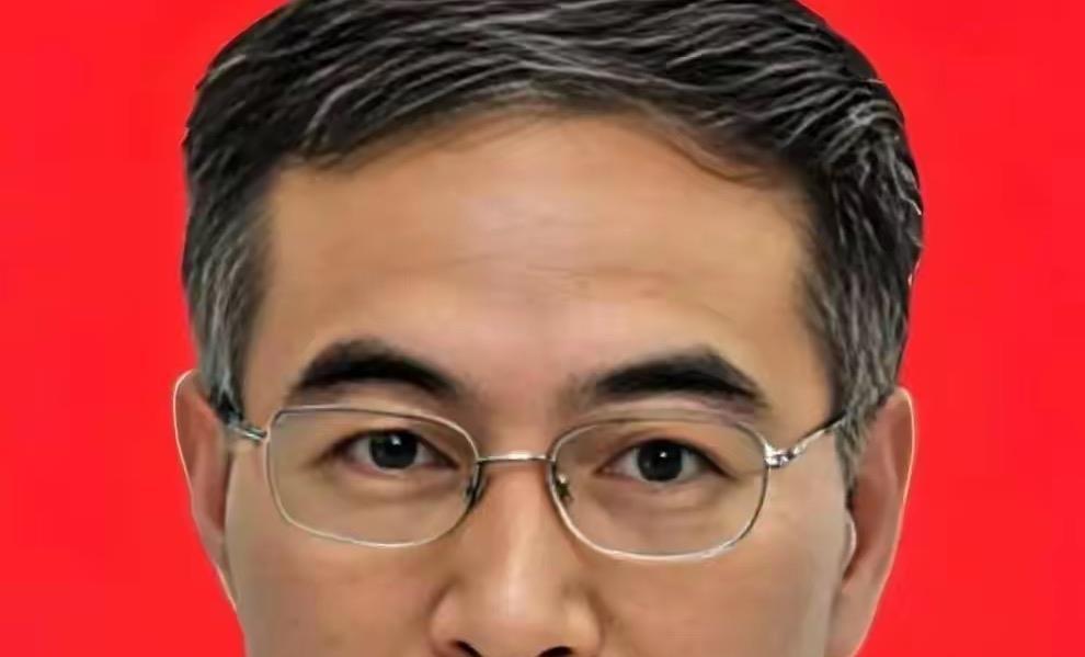 拆了封的1.68万吻合器连血管都没碰就扔进垃圾桶，农民工彭先生10万块救命钱直接