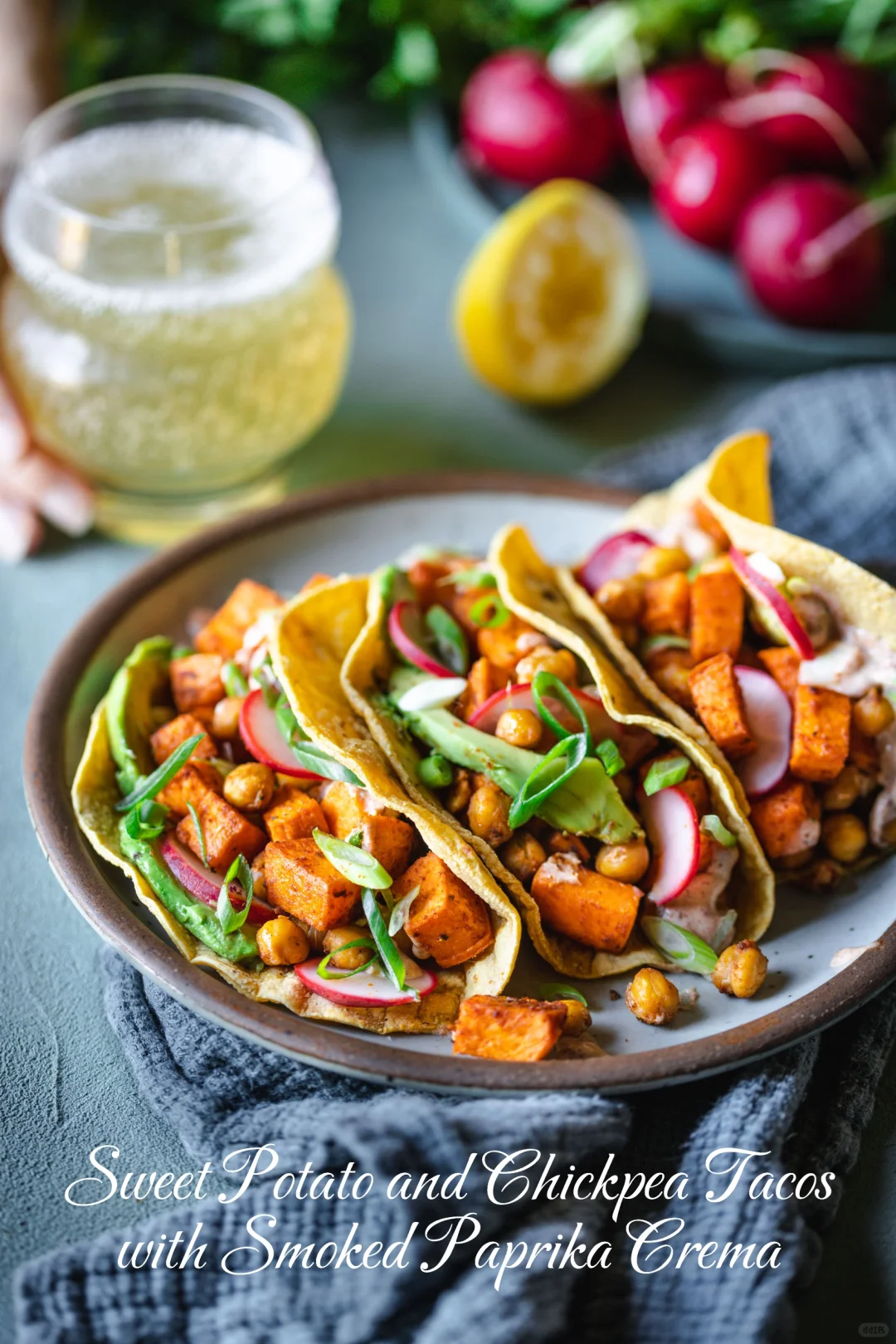 红薯鹰嘴豆玉米饼配烟熏红甜椒奶油｜Taco🌮