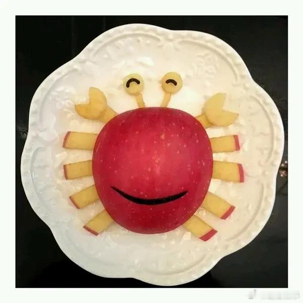 不爱吃苹果的人有救了  总担心娃不爱吃苹果？其实不是TA拒绝水果，是我们还没给苹