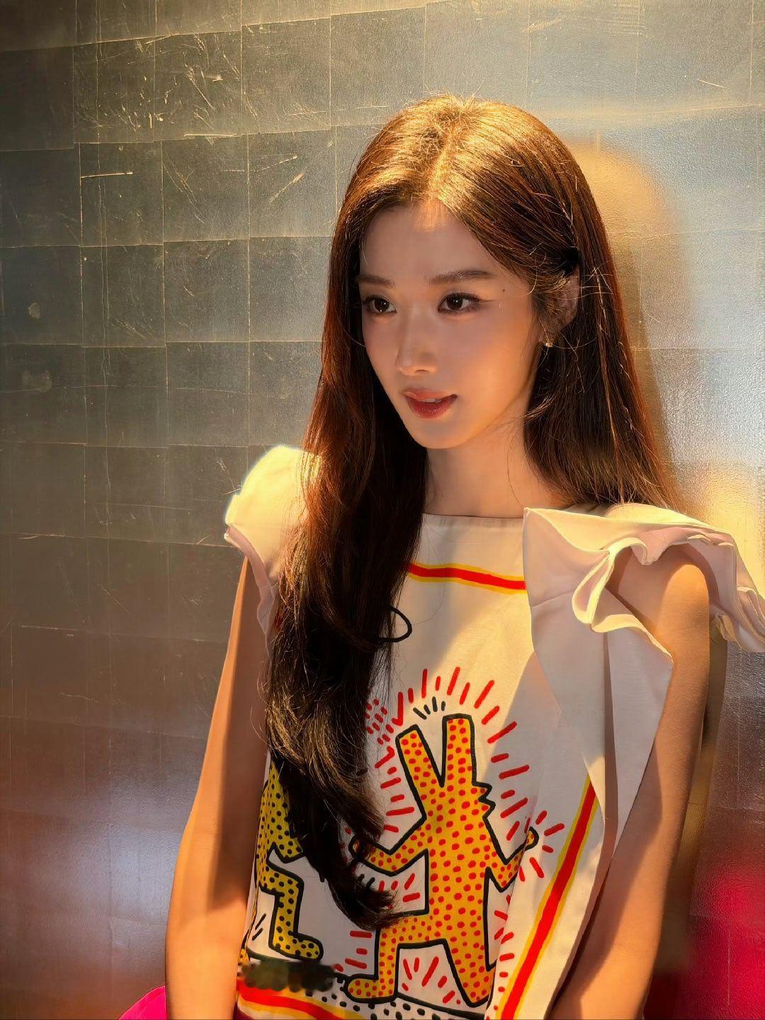 卢昱晓扛住了G社镜头 卢昱晓这状态太绝啦！G社生图都能完美hold住，颜值和表现