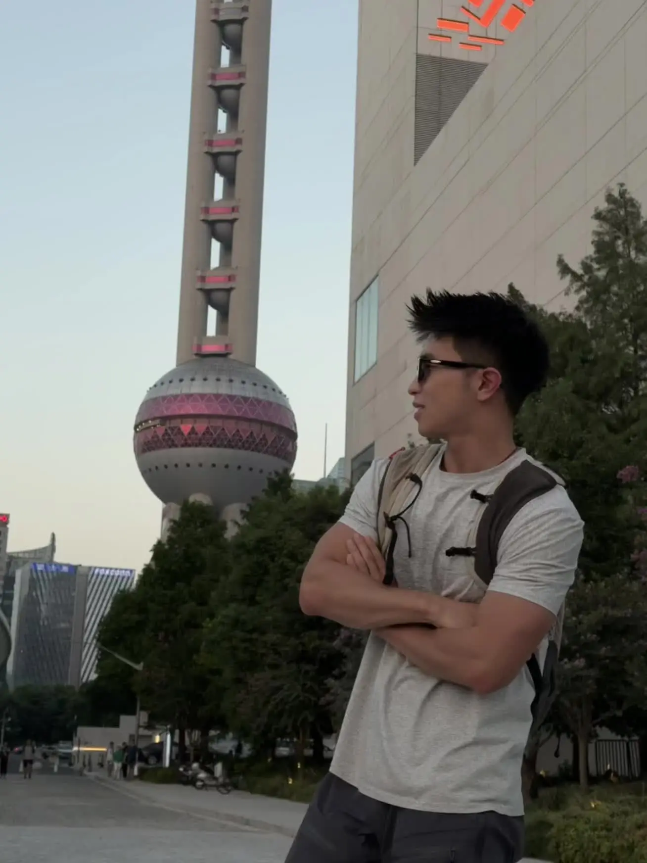 拼了命的刷存在~