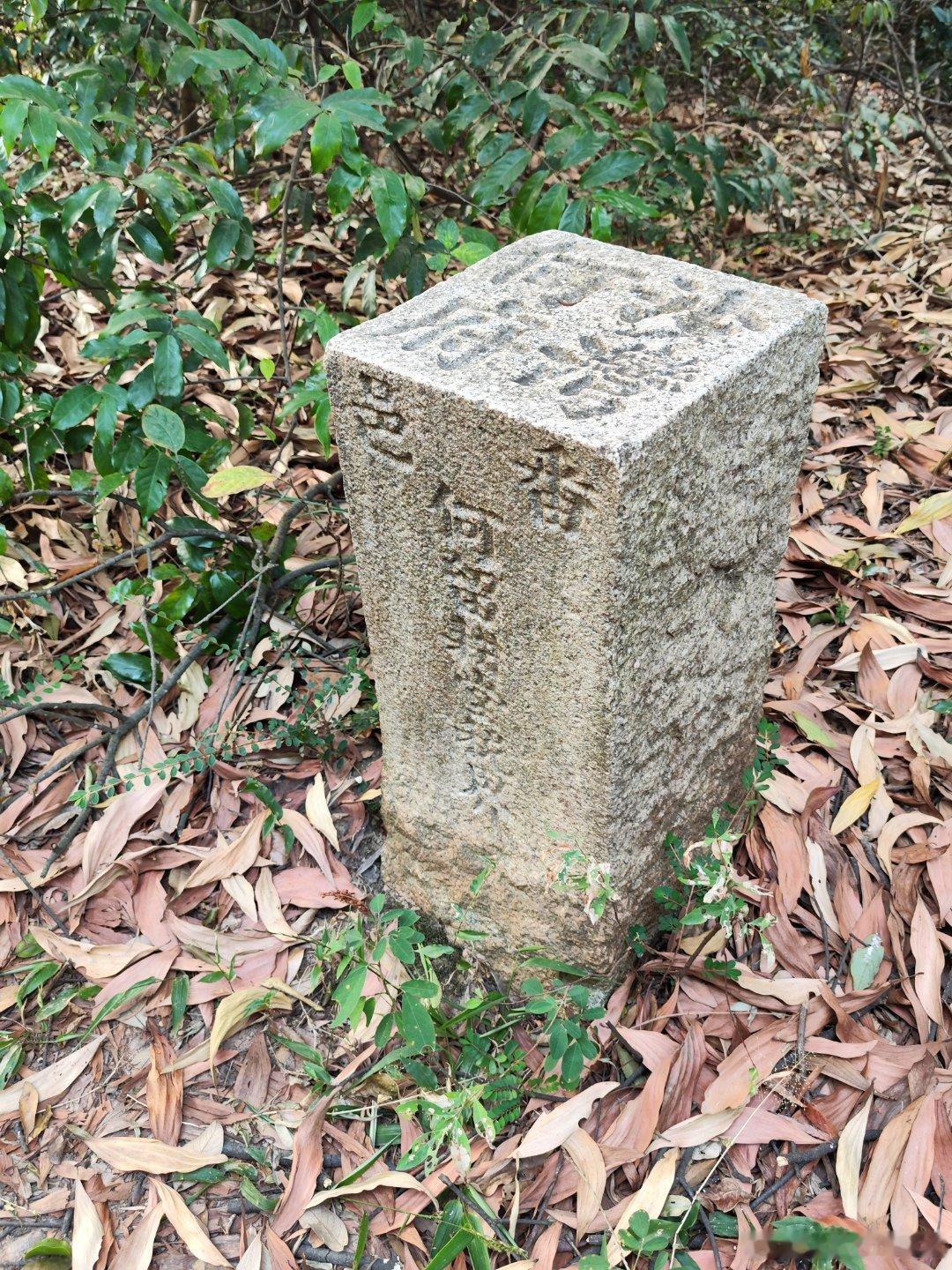 今天挑战白云山握山门岗上孖髻岭，3号线同和站山水立方旁的路进去约一公里，进握山门