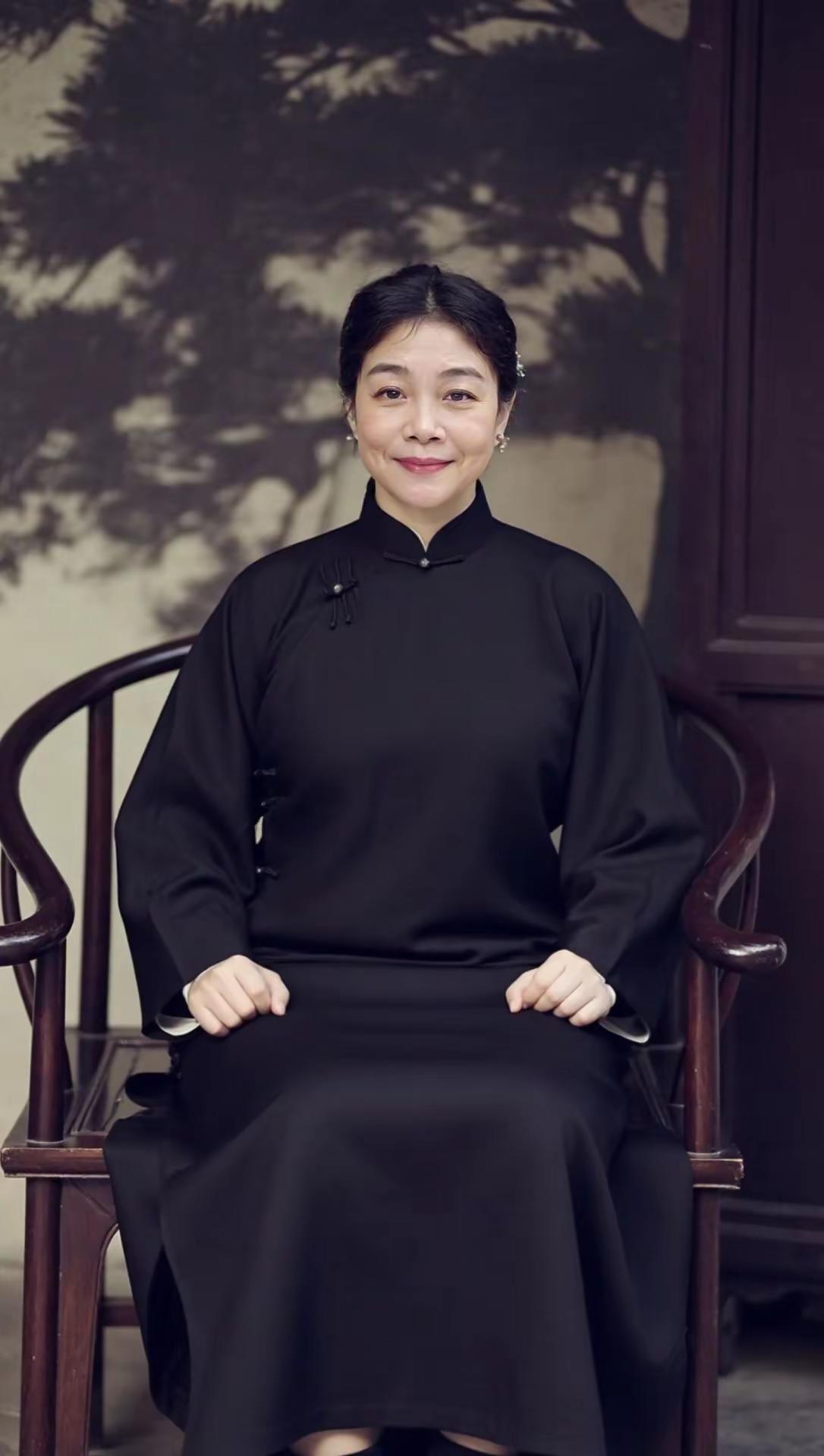 今日分享《照花台》AI民国风写真 ai创作